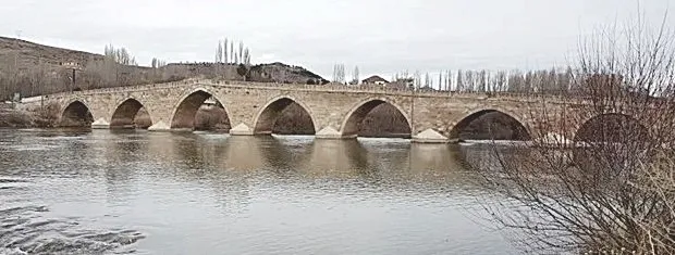 Şahruh Köprüsü